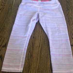 Ivivva rhythmic cropped leggings